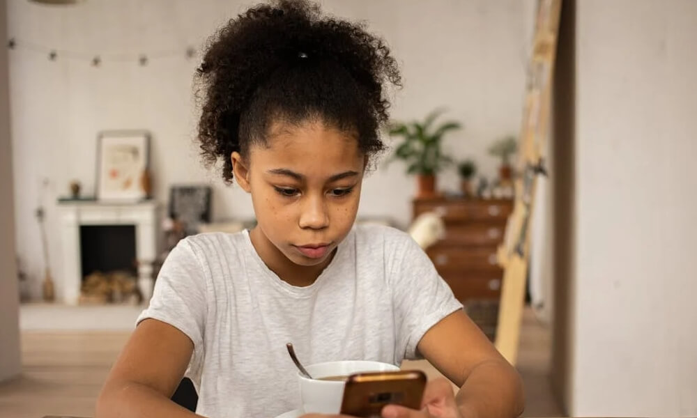 Die 10 besten Apps zur Handy-Überwachung von Kindern (für Android & iPhone)